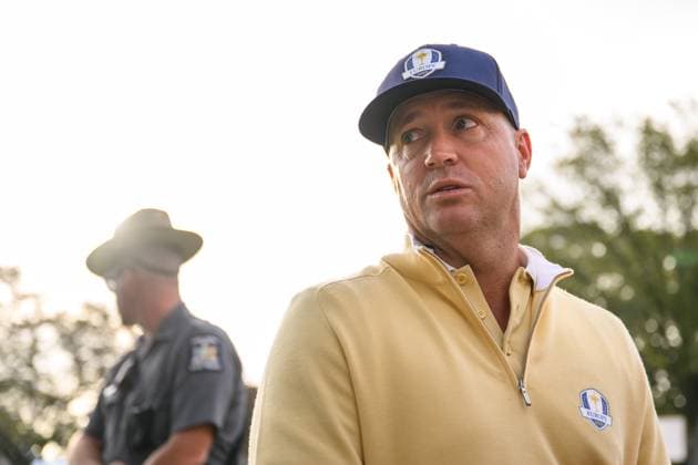 250924 Vice Captain Alex Norén of Team Europe speaks to media on day 2 of the Ryder Cup on September 24, 2025 in New York Photo Jesper Zerman BILDBYRAN kod JZ JZ0615 golf ryder cup day 2 bbeng sverige  Copyright: JESPERxZERMAN BB250924JZ002