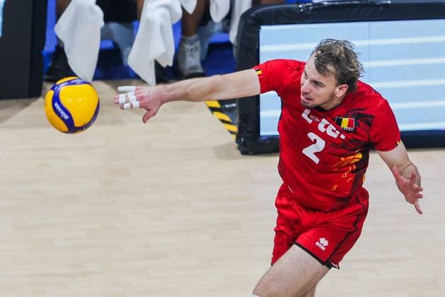 (250924) -- PASAY CITY, Sept. 24, 2025 -- Ferre Reggers of Belgium competes during the quarterfinal match between Italy and Belgium at the FIVB Men s World Championship, WM, Weltmeisterschaft 2025 in Pasay City, the Philippines, Sept. 24, 2025. ) (SP)PHILIPPINES-PASAY CITY-VOLLEYBALL-FIVB MEN S WORLD CHAMPIONSHIP 2025-ITA VS BEL RouellexUmali 