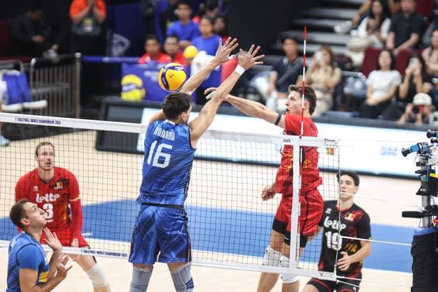 2025.09.24 Pasay City Manila siatkowka mezczyn Mistrzostwa Swiata FIVB 2025 Wlochy - Belgia N z FIVB Men s World Championship, WM, Weltmeisterschaft 2025 Italy - Belgium quarter finals cwiercfinal Foto Szymon Gorski PressFocus 2025.09.24 Pasay City Manila volleyball men FIVB Men s World Championship 2025 ITALY v BELGIUM FIVB Men s World Championship 2025 Italy - Belgium quarter finals Credit: Szymon Gorski PressFocus NEWSPIX.PL --- newspix.pl 