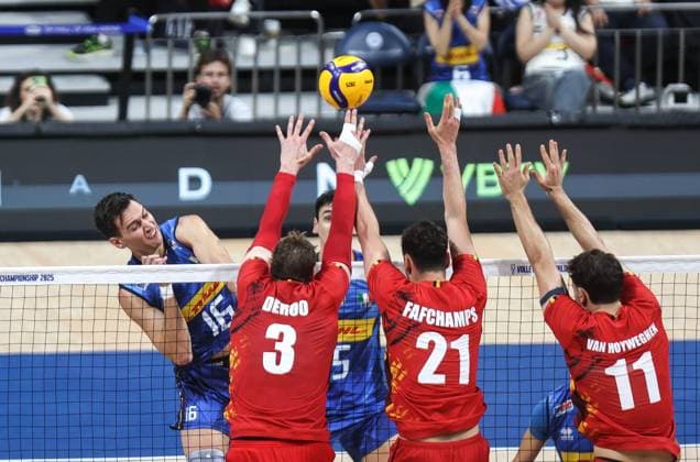 2025.09.24 Pasay City Manila siatkowka mezczyn Mistrzostwa Swiata FIVB 2025 Wlochy - Belgia N z FIVB Men s World Championship, WM, Weltmeisterschaft 2025 Italy - Belgium quarter finals cwiercfinal Foto Szymon Gorski PressFocus 2025.09.24 Pasay City Manila volleyball men FIVB Men s World Championship 2025 ITALY v BELGIUM FIVB Men s World Championship 2025 Italy - Belgium quarter finals Credit: Szymon Gorski PressFocus NEWSPIX.PL --- newspix.pl 