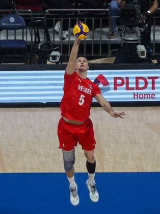 Turkiye v Poland - Men s Volleyball World Championship, WM, Weltmeisterschaft 2025 METRO MANILA, PHILIPPINES - SEPTEMBER 24: Marko Matic of Turkiye in action during the FIVB Volleyball Men s World Championship quarter finals between Turkiye and Poland at the Mall of Asia Arena, in Pasay City, Metro Manila, Philippines, on September 24, 2025. Daniel Ceng Anadolu Metro Manila Philippines. Editorial use only. Please get in touch for any other usage.  Copyright: x2025xAnadoluxDanielxCengx