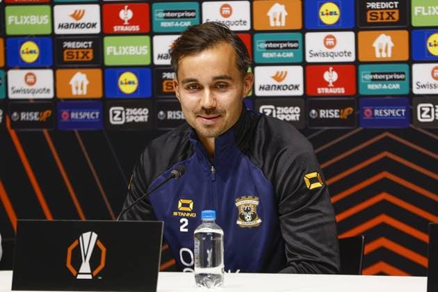 DEVENTER , 24-09-2025 , Stadium De Adelaarshorst , season 2025 2026 , UEFA Europa League League phase . press conference, PK, Pressekonferenz and training before the Europa League match between Go Ahead Eagles and FCSB, Picture shows GA Eagles player Mats Deijl Press conference and training before Go Ahead Eagles - FCSB  x31173335x Copyright: