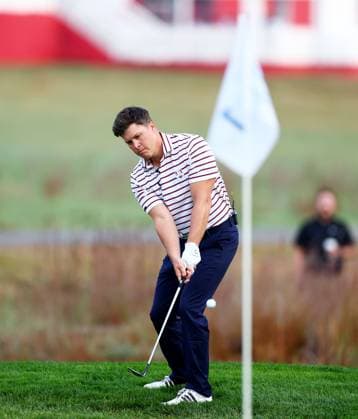 Colin Jost of Team USA during the Celebrity All-Star match. 2025 Ryder Cup, Celebrity Match, Golf, Bethpage Black Golf Course, New York, USA - 24 Sep 2025New York Bethpage Black Golf Course New York (NY) United States of America EDITORIAL USE ONLY No use with unauthorised audio, video, data, fixture lists, club league logos or live services. Online in-match use limited to 120 images, no video emulation. No use in betting, games or single club league player publications. Copyright: xJamesxMarsh Shutterstockx 15500192an