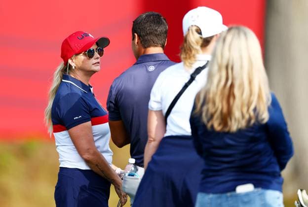 Miranda Lambert of Team USA during the Celebrity All-Star match. 2025 Ryder Cup, Celebrity Match, Golf, Bethpage Black Golf Course, New York, USA - 24 Sep 2025New York Bethpage Black Golf Course New York (NY) United States of America EDITORIAL USE ONLY No use with unauthorised audio, video, data, fixture lists, club league logos or live services. Online in-match use limited to 120 images, no video emulation. No use in betting, games or single club league player publications. Copyright: xJamesxMarsh Shutterstockx 15500192ag
