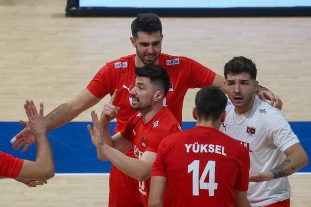 Turkiye v Poland - Men s Volleyball World Championship, WM, Weltmeisterschaft 2025 METRO MANILA, PHILIPPINES - SEPTEMBER 24: Players of Turkiye seen during the quarter finals between Turkiye and Poland in the FIVB Volleyball Men s World Championship, at the Mall of Asia Arena, in Pasay City, Metro Manila, Philippines, on September 24, 2025. Daniel Ceng Anadolu Manila Philippines. Editorial use only. Please get in touch for any other usage.  Copyright: x2025xAnadoluxDanielxCengx