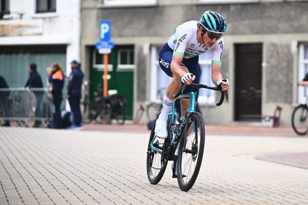 Omloop van Het Houtland 2025 Cycling Race LICHTERVELDE, BELGIUM - SEPTEMBER 24 : Q36.5 Pro Cycling Team rider during the 78th edition of Omloop van Het Houtland an UCI Class 1.1 one day cycling road race for Men Elite of 198,7 km with start in Eernegem and finish in Lichtervelde on September 24, 2025 in Lichtervelde, Belgium, 24 09 2025 Lichtervelde Belgium  Copyright: xGvgx