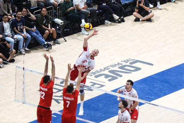 2025.09.24 Pasay City Manila siatkowka mezczyn Mistrzostwa Swiata FIVB 2025 Polska - Turcja N z BARTOSZ KUREK MARCIN KOMENDA Foto Szymon Gorski PressFocus 2025.09.24 Pasay City Manila Volleyball men FIVB Men s World Championship, WM, Weltmeisterschaft 2025 quarterfinal match Poland v Turkiye Polska - Turcja FIVB Men s World Championship 2025 Poland - Turkey quarter finals cwiercfinal Credit: Szymon Gorski PressFocus NEWSPIX.PL --- newspix.pl 