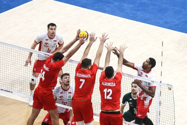 2025.09.24 Pasay City Manila siatkowka mezczyn Mistrzostwa Swiata FIVB 2025 Polska - Turcja N z MARCIN KOMENDA JAKUB KOCHANOWSKI JAKUB POPIWCZAK WILFREDO LEON Foto Szymon Gorski PressFocus 2025.09.24 Pasay City Manila Volleyball men FIVB Men s World Championship, WM, Weltmeisterschaft 2025 quarterfinal match Poland v Turkiye Polska - Turcja FIVB Men s World Championship 2025 Poland - Turkey quarter finals cwiercfinal Credit: Szymon Gorski PressFocus NEWSPIX.PL --- newspix.pl 