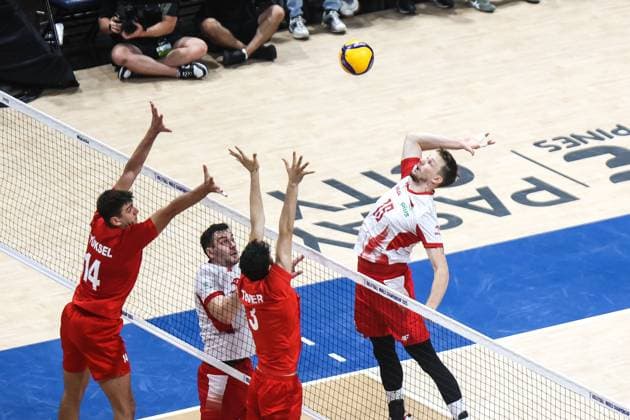 2025.09.24 Pasay City Manila siatkowka mezczyn Mistrzostwa Swiata FIVB 2025 Polska - Turcja N z MARCIN KOMENDA JAKUB KOCHANOWSKI Foto Szymon Gorski PressFocus 2025.09.24 Pasay City Manila Volleyball men FIVB Men s World Championship, WM, Weltmeisterschaft 2025 quarterfinal match Poland v Turkiye Polska - Turcja FIVB Men s World Championship 2025 Poland - Turkey quarter finals cwiercfinal Credit: Szymon Gorski PressFocus NEWSPIX.PL --- newspix.pl 