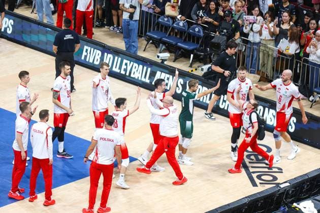 2025.09.24 Pasay City Manila siatkowka mezczyn Mistrzostwa Swiata FIVB 2025 Polska - Turcja N z BARTOSZ KUREK JAKUB KOCHANOWSKI JAKUB POPIWCZAK ARTUR SZALPUK NORBERT HUBER radosc zwyciestwo winner win Foto Szymon Gorski PressFocus 2025.09.24 Pasay City Manila Volleyball men FIVB Men s World Championship, WM, Weltmeisterschaft 2025 quarterfinal match Poland v Turkiye Polska - Turcja FIVB Men s World Championship 2025 Poland - Turkey quarter finals cwiercfinal Wilredo Leon Bartosz Kurek radosc zwyciestwo winner win Credit: Szymon Gorski PressFocus NEWSPIX.PL --- newspix.pl 