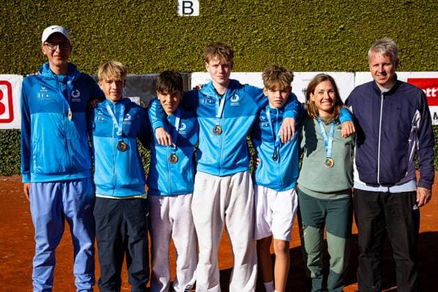 3 Place North Rhine-Westphalia Gymnasium Rodenkirchen Cologne, Youth trains for Olympia Fall Final Tennis 2025, Berlin, TC 1899 Blau Weiss Berlin e V , 24 09 2025, Copyright: xClaudioxGärtnerx