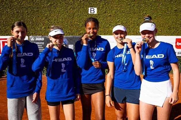 1 place Baden Württemberg Otto Hahn Gymnasium Ludwigsburg, Jugend trainiert für Olympia Herbstfinale Tennis 2025, Berlin, TC 1899 Blau Weiss Berlin e V , 24 09 2025, Copyright: xClaudioxGärtnerx