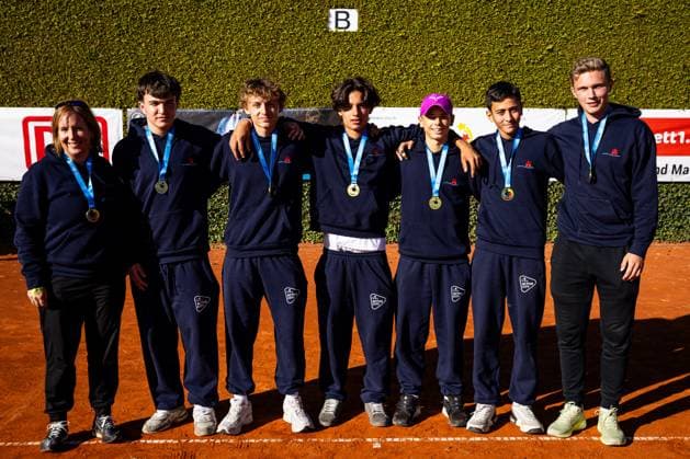 1 place Hamburg Stadtteilschule Alter Teichweg Hamburg, Jugend trainiert für Olympia Herbstfinale Tennis 2025, Berlin, TC 1899 Blau Weiss Berlin e V , 24 09 2025, Copyright: xClaudioxGärtnerx