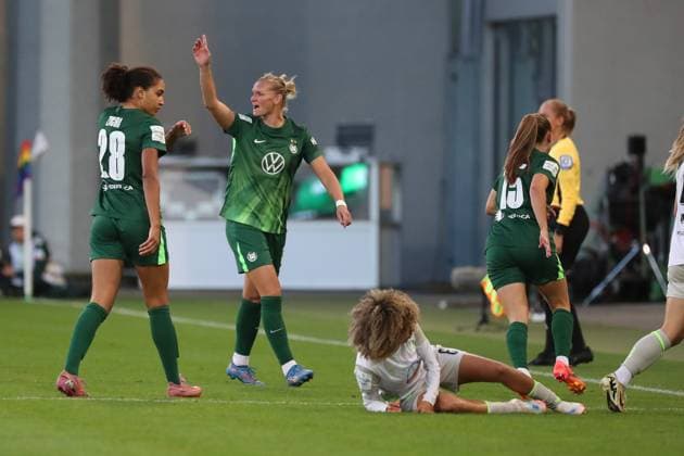 VfL Bremen, BL Frauen Wolfsburg, 24 09 2025, FUßBALL VfL Wolfsburg vs SV Werder Bremen, Google Pixel Frauen Bundesliga, Saison 2025 26 Alexandra Popp VfL Wolfsburg , Wolfsburg