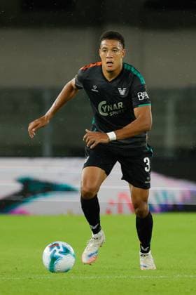 Joel Schingtienne of Venezia FC during the Italian Cup round of 16 match between Hellas Verona FC and Venezia FC at the Marcantonio Bentegodi Stadium on 24 September 2025 in Verona, Italy. during Hellas Verona FC vs Venezia FC, Italian football Coppa Italia match in Verona, Italy, September 24 2025  Copyright: xEmanuelexPennacchio IPAxSportx xipa-agency.netx xx IPA_65689121 IPA_Agency_IPA65689121