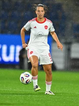 24 09 2025 Soccer Season 2025 2026 1 Google Pixel Women Bundesliga 04 Matchday TSG Hoffenheim 1 FC Nürnberg FCN Club Clubfrauen Sportfoto Zink xwoxzix Laura Miller 9, 1 FC Nürnberg FCN