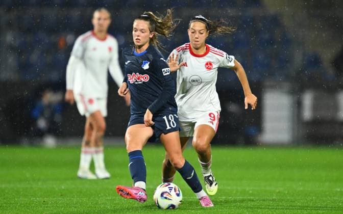 24 09 2025 Soccer season 2025 2026 1 Google Pixel Women Bundesliga 04 Matchday TSG Hoffenheim 1 FC Nürnberg FCN Club Clubfrauen Sportfoto Zink xwoxzix Valesca Ampoorter 18, TSG Hoffenheim Laura Miller 9, 1 FC Nürnberg FCN