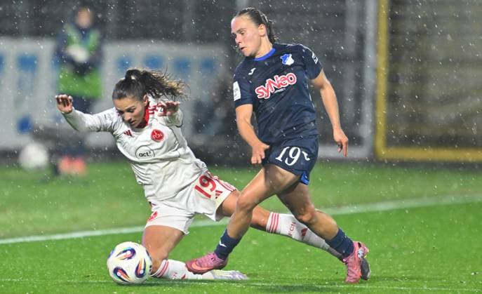 24 09 2025 Soccer Season 2025 2026 1 Google Pixel Women Bundesliga 04 Matchday TSG Hoffenheim 1 FC Nuremberg FCN Club Clubfrauen Sportfoto Zink xwoxzix Marie Steiner 19, TSG Hoffenheim Sanja Homann 19, 1 FC Nuremberg FCN