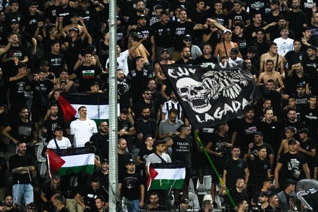 PAOK v Maccabi Tel Aviv - UEFA Europa League THESSALONIKI, GREECE - SEPTEMBER 24: PAOK fans, holding Palestinian flags and other flags specific to their team, show their supports during the UEFA Europa League first week football match between PAOK and Maccabi Tel Aviv at Toumba Stadium in Thessaloniki, Greece on September 24, 2025. Konstantinos Tsakalidis Anadolu Thessaloniki Greece. Editorial use only. Please get in touch for any other usage.  Copyright: x2025xAnadoluxKonstantinosxTsakalidisx
