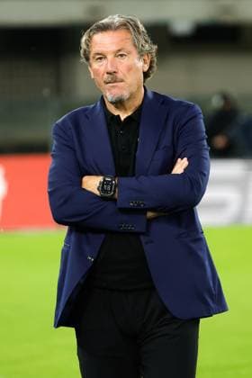 Giovanni Stroppa head coach of Venezia FC during the Italian Cup round of 16 match between Hellas Verona FC and Venezia FC at the Marcantonio Bentegodi Stadium on 24 September 2025 in Verona, Italy. during Hellas Verona FC vs Venezia FC, Italian football Coppa Italia match in Verona, Italy, September 24 2025  Copyright: xEmanuelexPennacchio IPAxSportx xipa-agency.netx xx IPA_65689025 IPA_Agency_IPA65689025