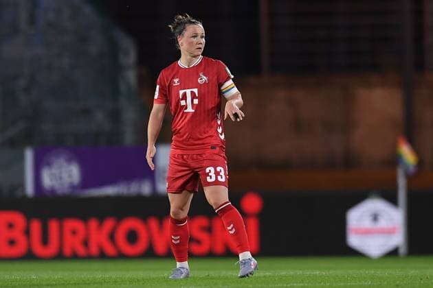 Soccer Google Pixel Womens Bundesliga Season 2025 2026 4 Matchday SGS Essen 1 FC Köln on 24 09 2025 at Stadion an der Hafenstraße in Essen Marina Hegering 1 FC Köln DFB regulations prohibit any use of photographs as image sequences and or quasi video Nordrhein Westfalen Germany