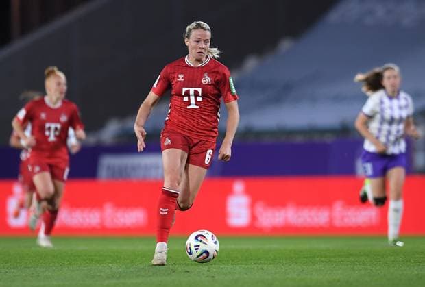 Soccer Google Pixel Womens Bundesliga Season 2025 2026 4 Matchday SGS Essen 1 FC Köln on 24 09 2025 at Stadion an der Hafenstraße in Essen Sandra Maria Jessen 1 FC Köln DFB regulations prohibit any use of photographs as image sequences and or quasi video Nordrhein Westfalen Germany