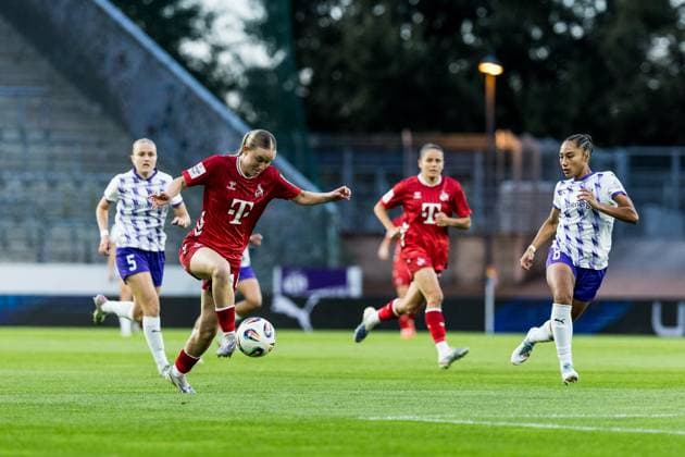 GOOGLE PIXEL Frauen Bundesliga, SGS Essen 1 FC Köln 24 09 2025 Carlotta Imping 1 FC Köln, 14 am Ball GOOGLE PIXEL Frauen Bundesliga, SGS Essen 1 FC Köln, Essen, Stadion an der Hafenstrasse am 24 09 2025 DFB REGULATIONS PROHIBIT ANY USE OF PHOTOGRAPHS AS IMAGE SEQUENCES AND OR QUASI VIDEO Copyright: xBEAUTIFULxSPORTS Wunderlx