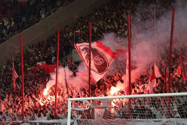 24 09 2025, xrekx, Football UEFA Europa League, SC Freiburg FC Basel v l Freiburg Fans ,Atmosphere, Scarves, Shirt, Flag, Banner, Ultras, Spectators, Visitors, Choreo, Choreography, atmosphere, spectators, Visitors DFL DFB REGULATIONS PROHIBIT ANY USE OF PHOTOGRAPHS as IMAGE SEQUENCES and or QUASI VIDEO Freiburg