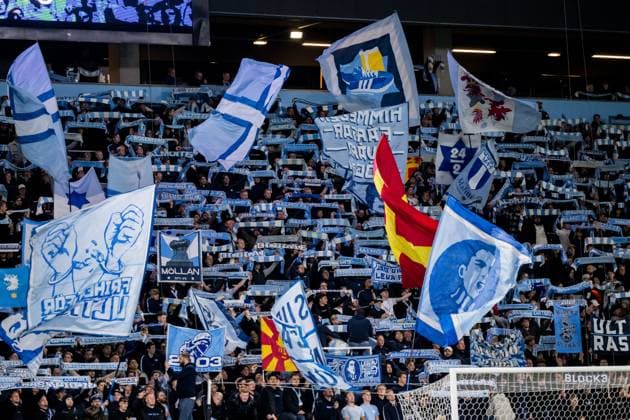 250924 Supporters of Malmö FF ahead of the UEFA Europa League football match between Malmö FF and Ludogorets on September 24, 2025 in Malmö Photo Petter Arvidson BILDBYRAN kod PA PA1085 fotboll football soccer fotball uefa europa league europa league malmö ff ludogorets bbeng publik  Copyright: PETTERxARVIDSON BB250924PA101