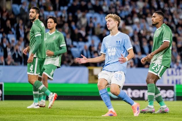 250924 Hugo Bolin of Malmö FF looks dejected during the UEFA Europa League football match between Malmö FF and Ludogorets on September 24, 2025 in Malmö Photo Petter Arvidson BILDBYRAN kod PA PA1085 fotboll football soccer fotball uefa europa league europa league malmö ff ludogorets bbeng bbauto depp  Copyright: PETTERxARVIDSON BB250924PA109