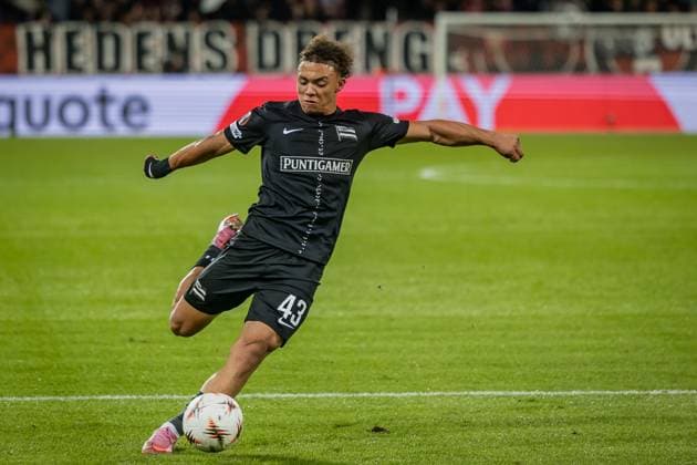 SOCCER - UEFA EL, Midtjylland vs Sturm HERNING,DENMARK,24.SEP.25 - SOCCER - UEFA Europa League, FC Midtjylland vs SK Sturm Graz. Image shows Jacob Hoedl (Sturm).  GEPAxpictures xMatthiasxTrinkl