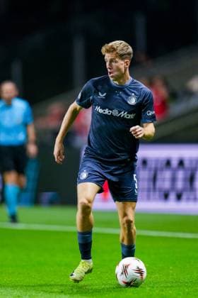 UEFA Europa League: S.C. Braga v Feyenoord Braga - Gijs Smal of Feyenoord during the first match of the UEFA Europa League 2025 2026. The match is set between S.C. Braga and Feyenoord at Estadio Municipal de Braga on 24 September 2025 in Braga, Portugal. Copyright: xYannickxVerhoevenx