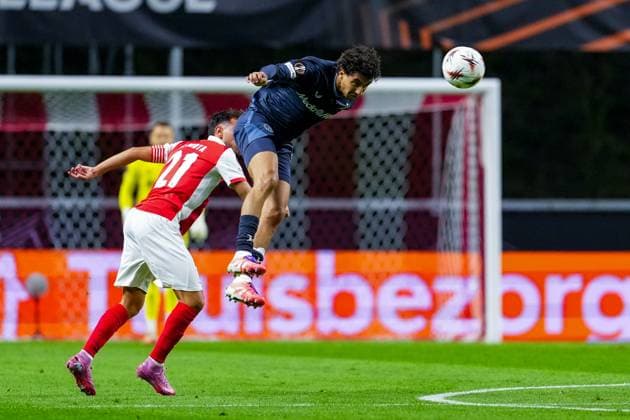 UEFA Europa League: S.C. Braga v Feyenoord Braga - Oussama Targhalline of Feyenoord during the first match of the UEFA Europa League 2025 2026. The match is set between S.C. Braga and Feyenoord at Estadio Municipal de Braga on 24 September 2025 in Braga, Portugal. Copyright: xTomxBodex
