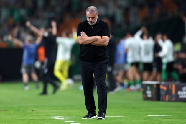 Nottingham Forest manager, Ange Postecoglou Real Betis v Nottingham Forest, UEFA Europa League, Football, Villamarin Stadium, Seville, Spain - 24 Sep 2025Seville Villamarin Stadium Spain EDITORIAL USE ONLY No use with unauthorised audio, video, data, fixture lists, club league logos or live services. Online in-match use limited to 120 images, no video emulation. No use in betting, games or single club league player publications.  Copyright: xAntonioxPozo Shutterstockx 15498594m