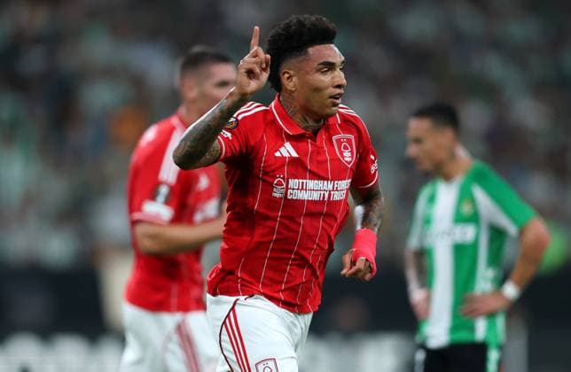 Igor Jesus of Nottingham Forest celebrates scoring a goal to make it 1-2 Real Betis v Nottingham Forest, UEFA Europa League, Football, Villamarin Stadium, Seville, Spain - 24 Sep 2025Seville Villamarin Stadium Spain EDITORIAL USE ONLY No use with unauthorised audio, video, data, fixture lists, club league logos or live services. Online in-match use limited to 120 images, no video emulation. No use in betting, games or single club league player publications.  Copyright: xAntonioxPozo Shutterstockx 15498594p