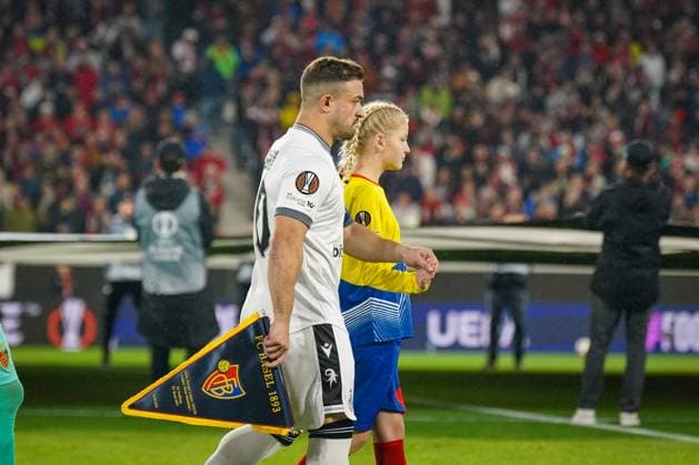 Soccer UEFA Europa League 2025 26, 1 Matchday SC Freiburg vs FC Basel Europa Park Stadion Freiburg Xherdan Shaqiri FC Basel, 10 Freiburg im Breisgau Baden Württemberg Germany Copyright: xJOERANxSTEINSIEKx