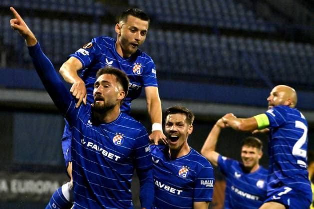 Zagreb, Croatia, September 24th 2025, Dion Beljo of Dinamo (L) in acelebrate score during the UEFA Europa League, League phase Matchday 1, match between Dinamo Zagreb (Croatia) and Fenerbahce (Turkey) at Stadium Maksimir, Zagreb, Croatia.(Photo by Igor Kupljenik Sports Press Photo)  Copyright: xIgorxKupljenikx xSPPx Sportspressphoto_SPR31288