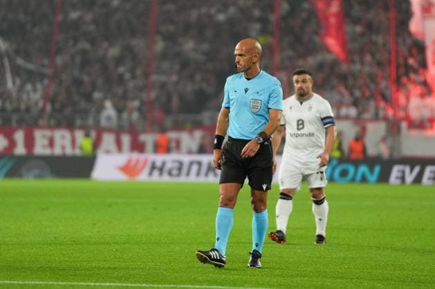 UEFA Europa League SC Freiburg vs FC Basel, 24 09 2025 Luis Miguel Branco Godinho Referee UEFA Europa League SC Freiburg vs FC Basel, Europa Park Stadium, 24 09 2025 Copyright: xBEAUTIFULxSPORTS Boscox