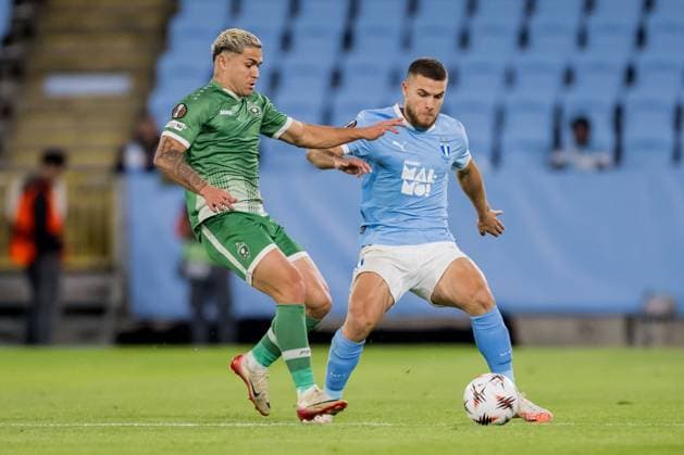 250924 Caio Vidal of Ludogorets and Gabriel Busanello of Malmö FF during the UEFA Europa League football match between Malmö FF and Ludogorets on September 24, 2025 in Malmö Photo Petter Arvidson BILDBYRAN kod PA PA1085 fotboll football soccer fotball uefa europa league europa league malmö ff ludogorets bbeng bbauto  Copyright: PETTERxARVIDSON BB250924PA151