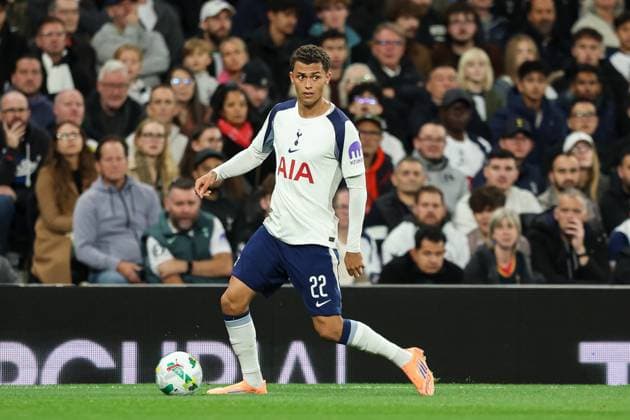 24th September 2025; Tottenham Hotspur Stadium, London, England; Carabao Cup Football, Tottenham Hotspur versus Doncaster Rovers; Brennan Johnson of Tottenham Hotspur brings the ball forward  HenningxvonxJagow