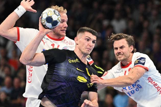 HBC Nantes Kolstad Handball PHOTOPQR OUEST FRANCE Jérôme Fouquet ; NANTES ; 24 09 2025 ; Handball. EHF champions League. HBC Nantes Kolstad Handball. Aymeric Minne. Photo: Jérôme Fouquet Ouest-France. NANTES France  Copyright: xPHOTOPQR OUESTxFRANCE MAXPPPxJérômexFouquetx 20250924OFR5880 20250924OFR5880