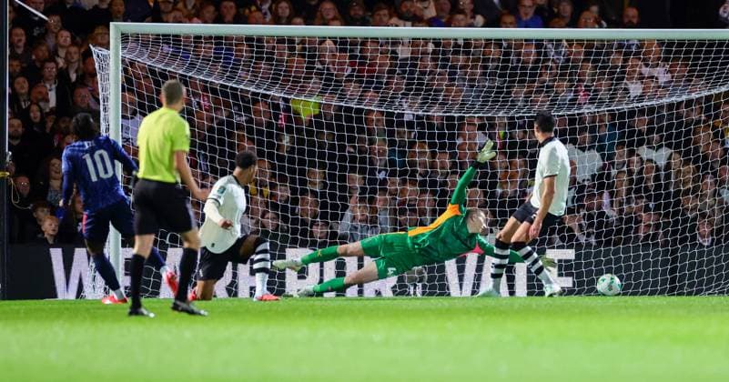 24th September 2025; Vale Park, Stoke, Staffordshire, England; EFL Carabao Cup Football, Port Vale versus Arsenal; Eberechi Eze of Arsenal scores past Joe Gauci of Port Vale to make it 1-0 in the 8th minute  RogerxEvans