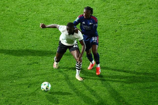 Jesse Debrah of Port Vale and Eberechi Eze of Arsenal Port Vale v Arsenal, EFL Carabao Cup, Third Round, Football, Vale Park, Stoke-on-Trent, UK - 24 Sep 2025Stoke-on-Trent Vale Park United Kingdom EDITORIAL USE ONLY No use with unauthorised audio, video, data, fixture lists, club league logos or live services. Online in-match use limited to 120 images, no video emulation. No use in betting, games or single club league player publications. Copyright: xPaulxCurrie Shutterstockx 15498603bs