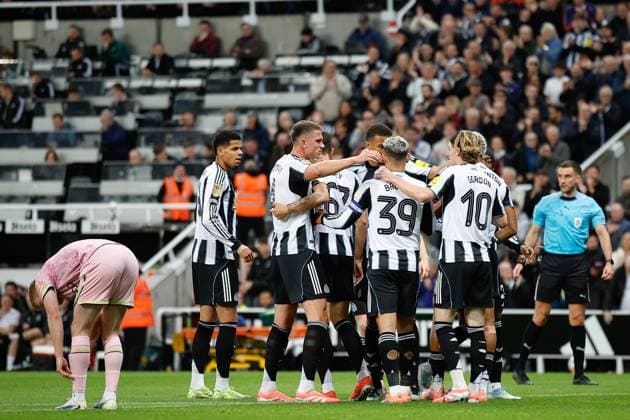 24th September 2025; St James Park, Newcastle, England; Carabao Cup Football, Newcastle United versus Bradford City; Joelinton of Newcastle United celebrates scoring his sides first goal of the match with his team in the 17th min 1-0  CraigxCowan
