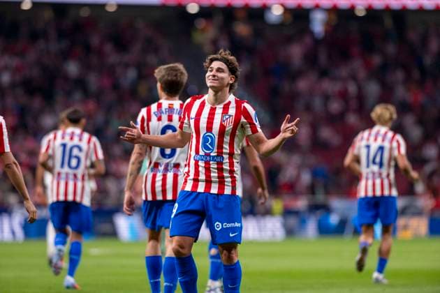 September 24, 2025, Madrid, Madrid, Spain: celebrates a goal JULIAN ALVAREZ of ATLETICO DE MADRID during the match belonging to La Liga season 25 26 EA soccer Ã¢â‚¬oe ATLETICO DE MADRID - RAYO VALLECANO DE MADRID Ã¢â‚¬Â held on September 24, 2025, at the Riyadh Air Metropolitano, Madrid, Spain. Madrid Spain - ZUMAc312 20250924_zsp_c312_090 Copyright: xOscarxManuelxSanchezx