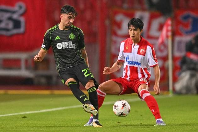 CRVENA ZVEZDA vs CELTIC GLASGOW SEBASTIAN TOUNEKTI vs YOUNGWOO SEOL Jongvu Seol football Crvena zvezda vs Celtic Glasgow UEFA Europa league match at Rajko Mitic stadium, Belgrade 24.09.2025 FOOTBALL, UEFA EUROPA LEAGUE, CRVENA ZVEZDA, RED STAR, CELTIC GLASGOW Belgrade Rajko Mitic stadium Serbia Copyright: xVMx xMNxPressx
