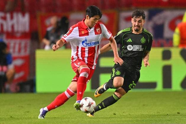 CRVENA ZVEZDA vs CELTIC GLASGOW YOUNGWOO SEOL Jongvu Seol vs SEBASTIAN TOUNEKTI football Crvena zvezda vs Celtic Glasgow UEFA Europa league match at Rajko Mitic stadium, Belgrade 24.09.2025 FOOTBALL, UEFA EUROPA LEAGUE, CRVENA ZVEZDA, RED STAR, CELTIC GLASGOW Belgrade Rajko Mitic stadium Serbia Copyright: xVMx xMNxPressx