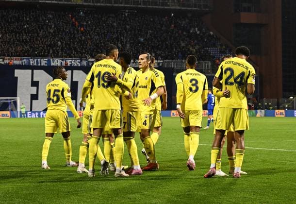 Dinamo Zagreb v Fenerbahce - UEFA Europa League ZAGREB, CROATIA - SEPTEMBER 24: Players of Fenerbahce celebrate after scoring a goal during the UEFA Europa League week 1 match between Dinamo Zagreb and Fenerbahce at Maksimir Stadium in Zagreb, Croatia on September 24, 2025. Elif Ozturk Anadolu Zagreb Croatia. Editorial use only. Please get in touch for any other usage.  Copyright: x2025xAnadoluxElifxOzturkx