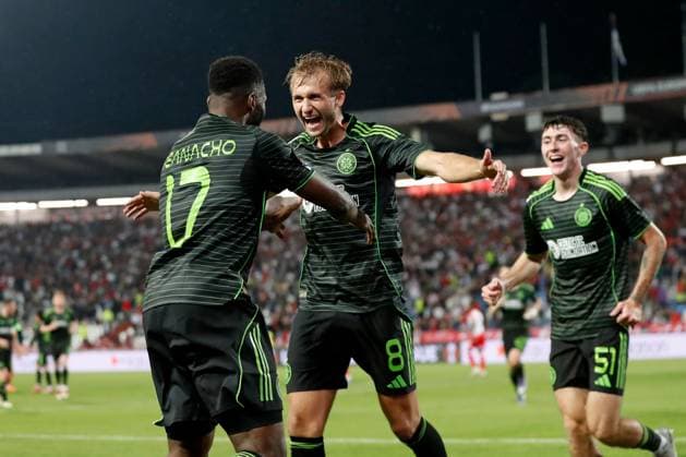 Kelechi Iheanacho of Celtic celebrates his goal Crvena zvezda v Celtic, UEFA Europa League, Football, Rajko Mitic Stadium, Belgrade, Serbia - 24 Sep 2025Belgrade Rajko Mitic Stadium Serbia EDITORIAL USE ONLY No use with unauthorised audio, video, data, fixture lists, club league logos or live services. Online in-match use limited to 120 images, no video emulation. No use in betting, games or single club league player publications. Copyright: xNikolaxKrstic Shutterstockx 15498417db