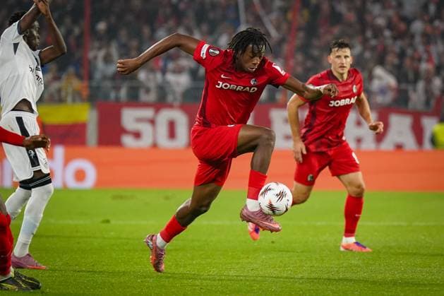 Soccer UEFA Europa League 2025 26, 1 Matchday SC Freiburg vs FC Basel Europa Park Stadion Freiburg Johan Manzambi SC Freiburg, 44 Freiburg im Breisgau Baden Württemberg Germany Copyright: xJOERANxSTEINSIEKx